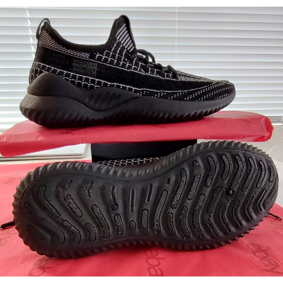 Danskin Woman Ecstatic Black Vegan Stretchy Knit Upper Sneakers Size 7 Athletic - Picture 8 of 16